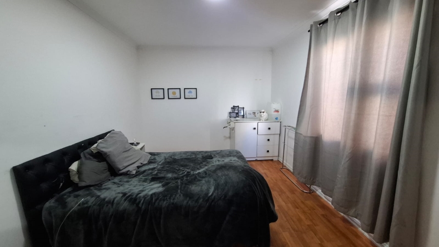 3 Bedroom Property for Sale in Strandfontein Western Cape